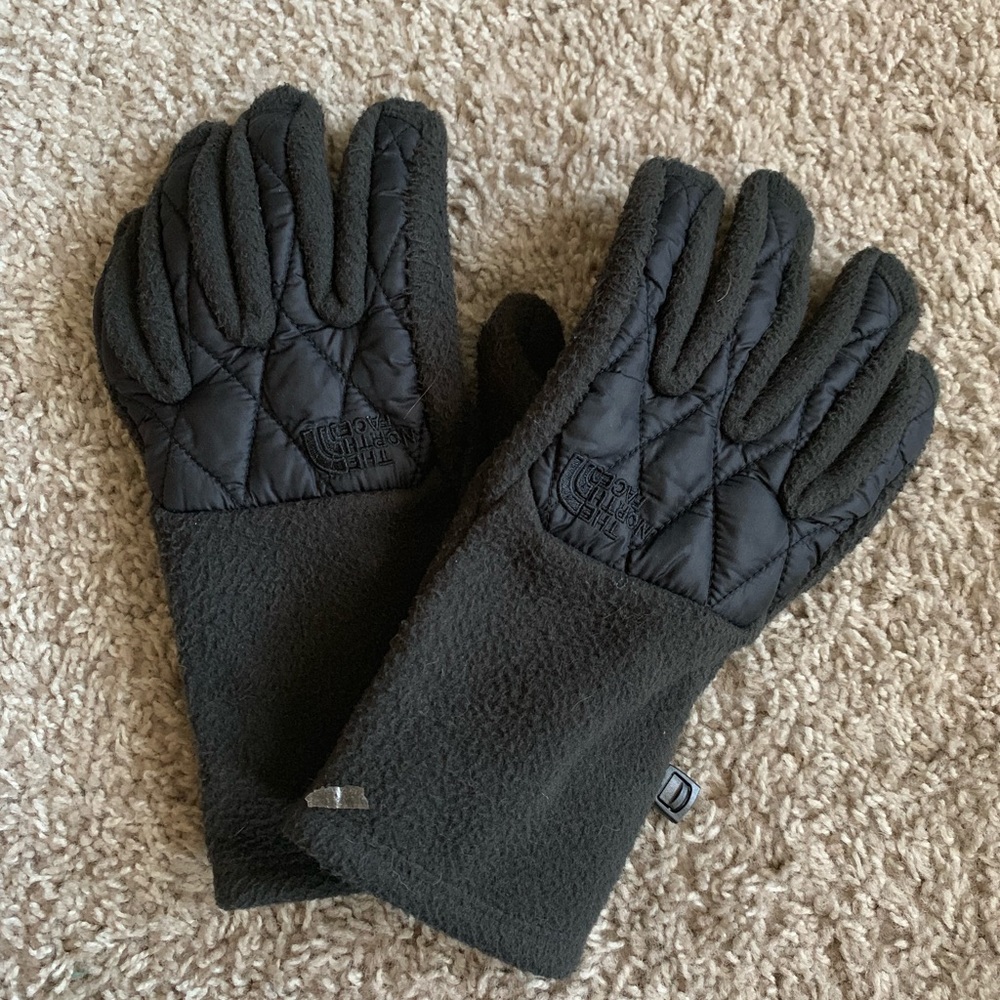 North Face Thermoball Gloves